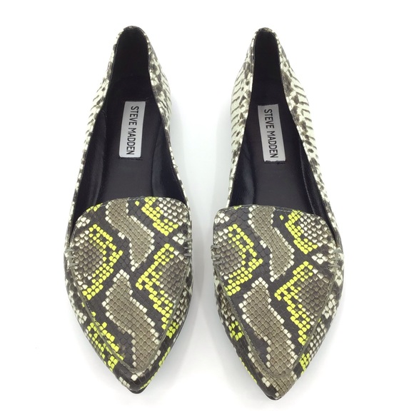 Steve Madden Shoes - Steve Madden Feather Loafer Flat Snake Skin Print